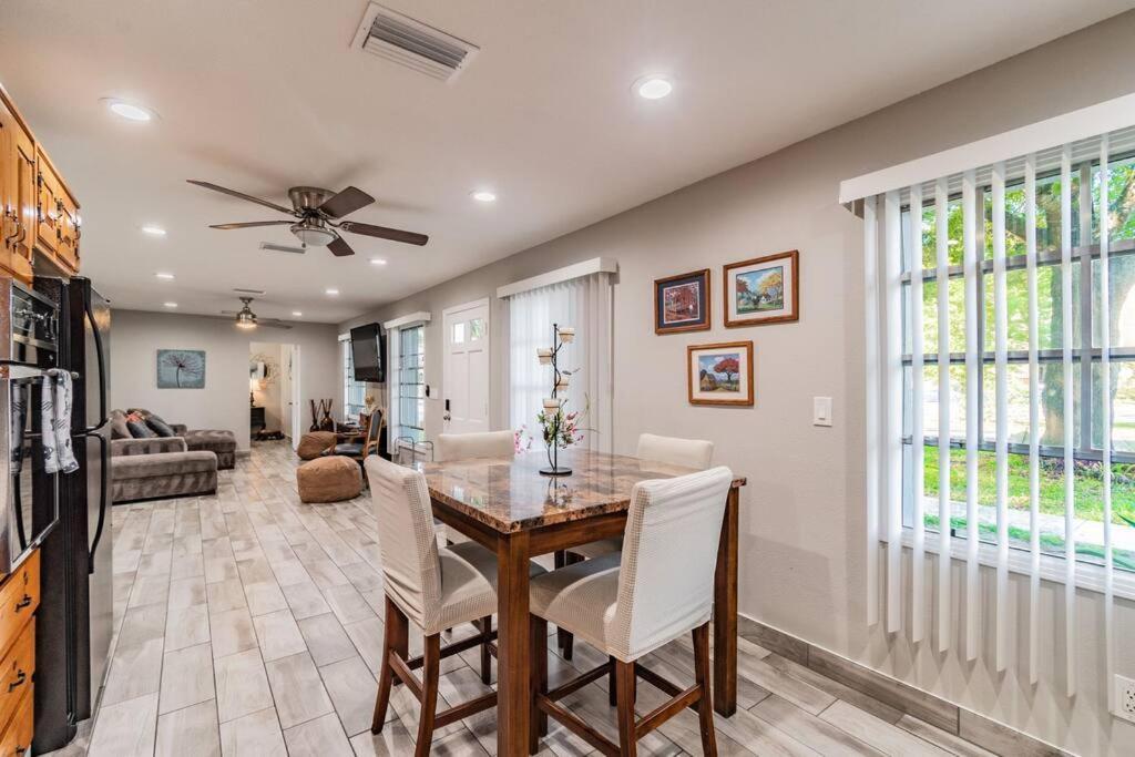 Town 'N' Country Cozy Corner, Your Florida Fun Hub Villa Tampa Kültér fotó