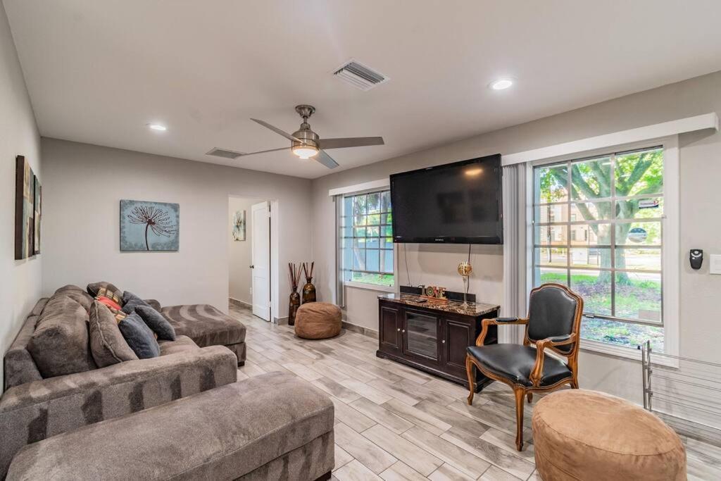 Town 'N' Country Cozy Corner, Your Florida Fun Hub Villa Tampa Kültér fotó